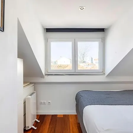 16 - Skyline Terrace Lizbona